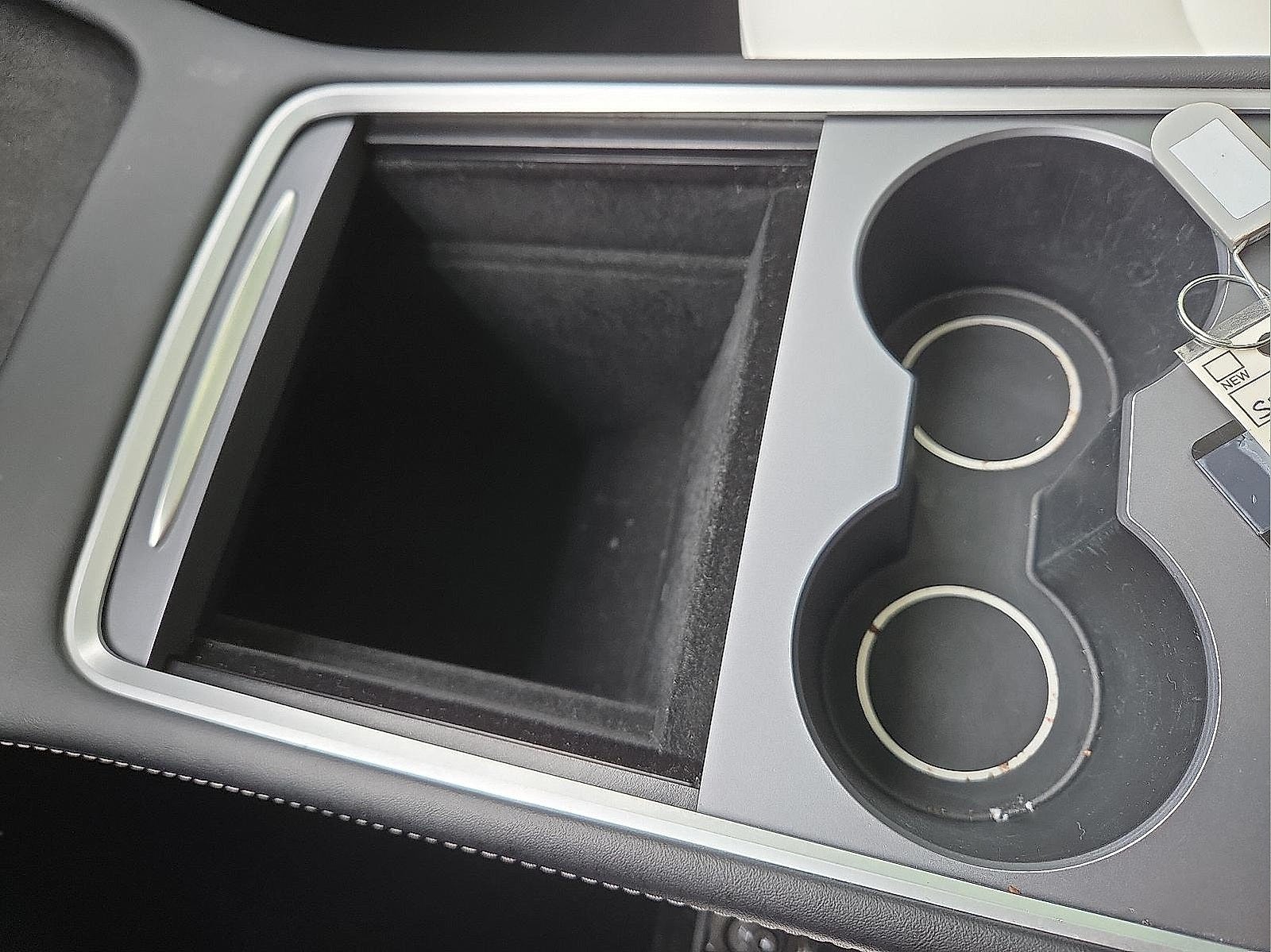 2025 Tesla Model Y Long Range Dual Motor Rear-Wheel Drive