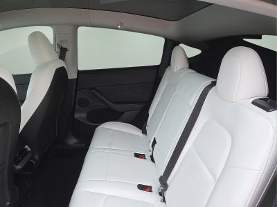 2025 Tesla Model Y Long Range Dual Motor Rear-Wheel Drive