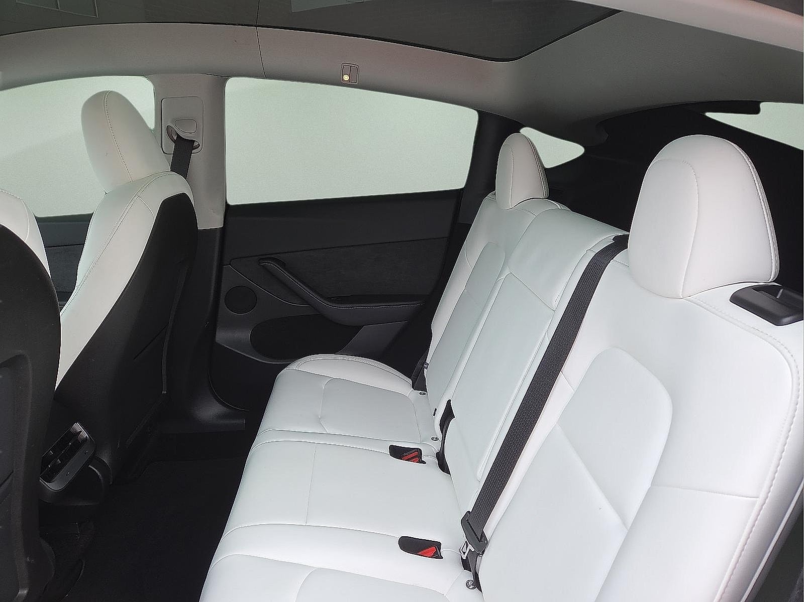 2025 Tesla Model Y Long Range Dual Motor Rear-Wheel Drive