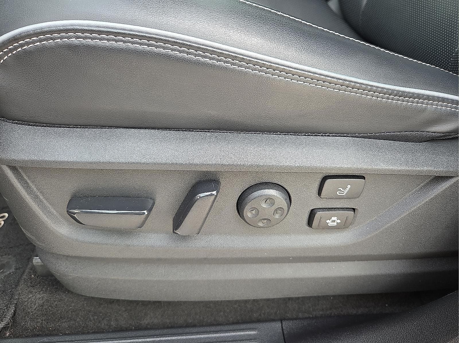 2025 INFINITI QX80 SENSORY AWD