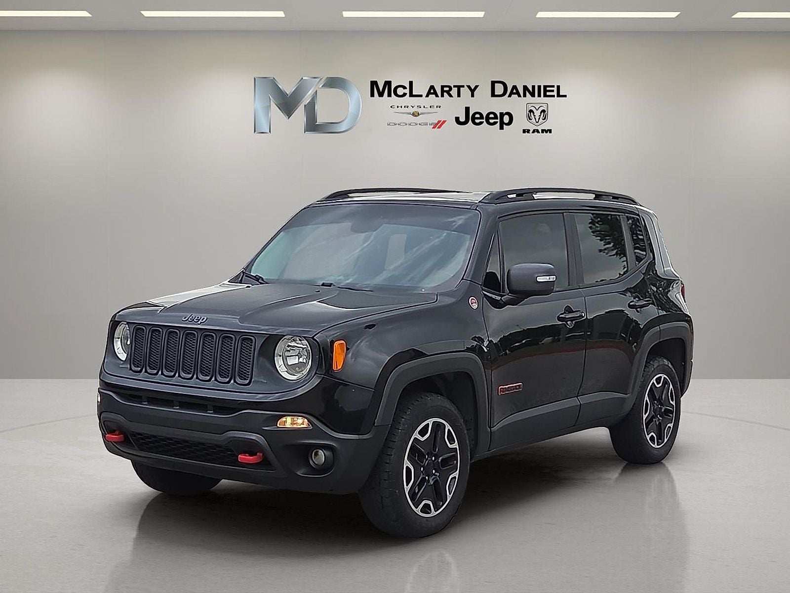 Used 2016 Jeep Renegade Trailhawk with VIN ZACCJBCT5GPD01170 for sale in Bentonville, AR