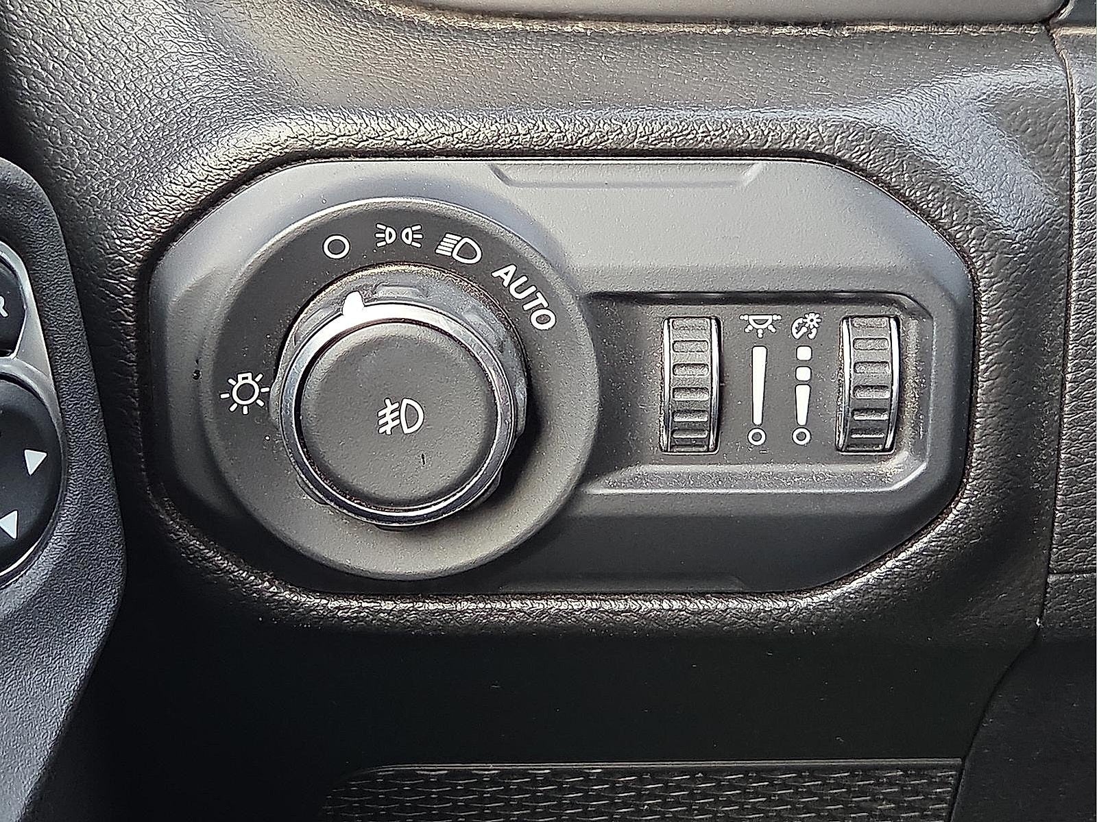 2022 Jeep Wrangler Unlimited Willys 4x4