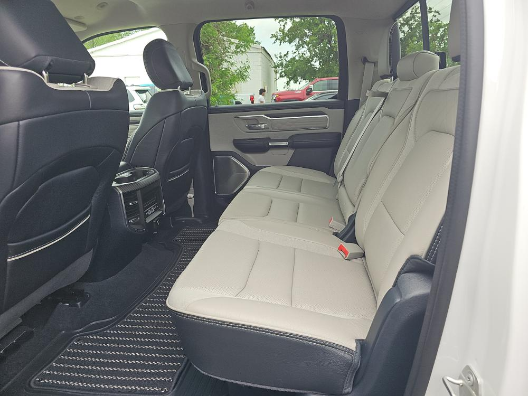 2023 RAM 1500 Limited Crew Cab 4x4 5'7' Box