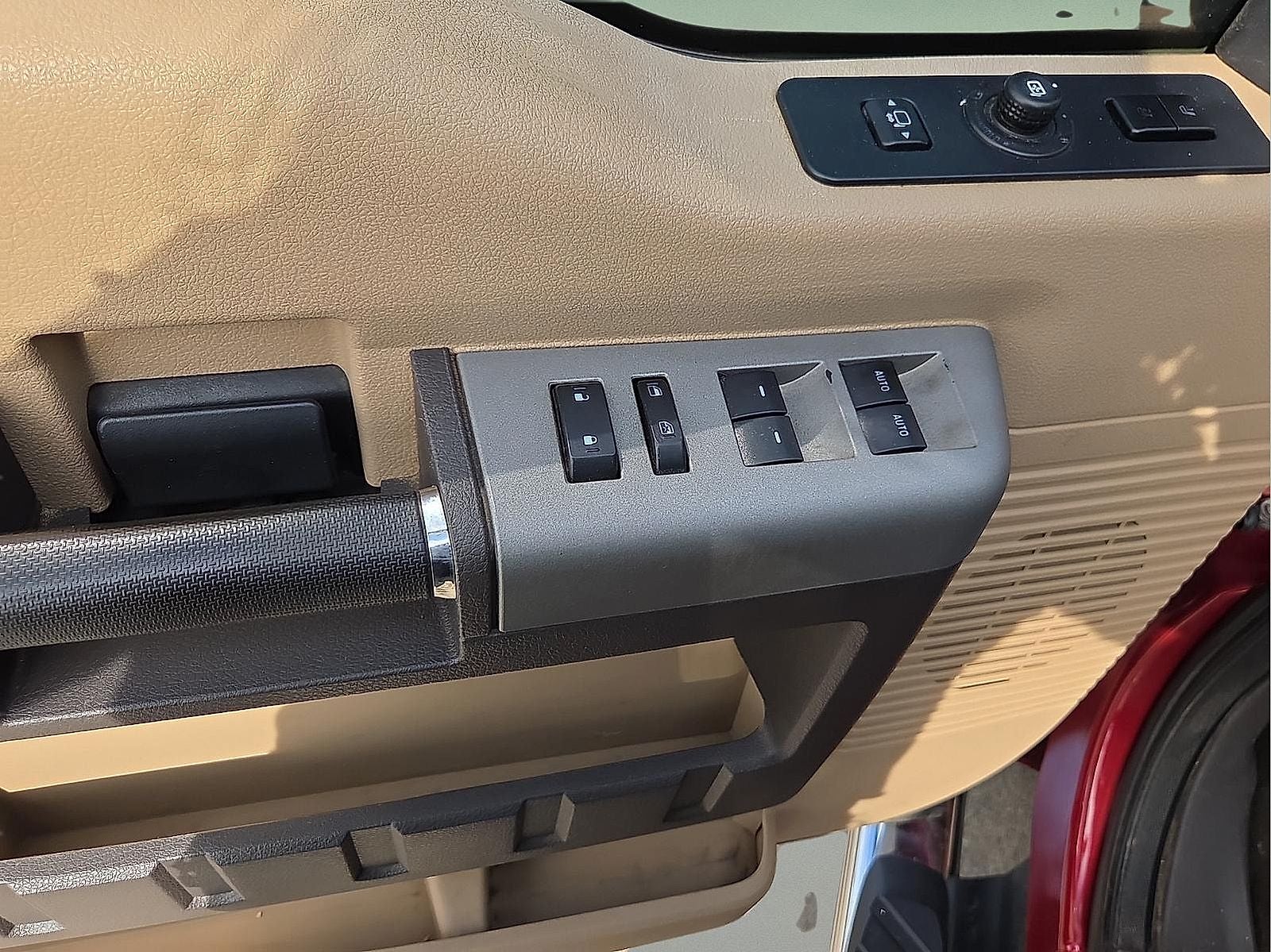 2014 Ford F-250 LARIAT