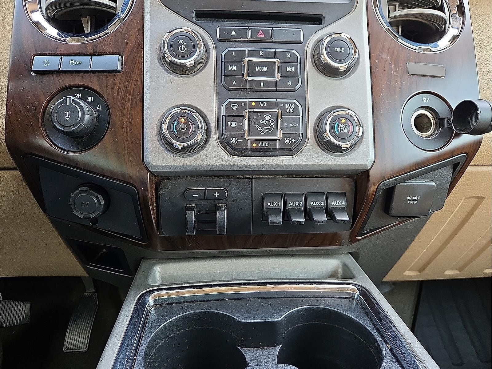 2014 Ford F-250 LARIAT
