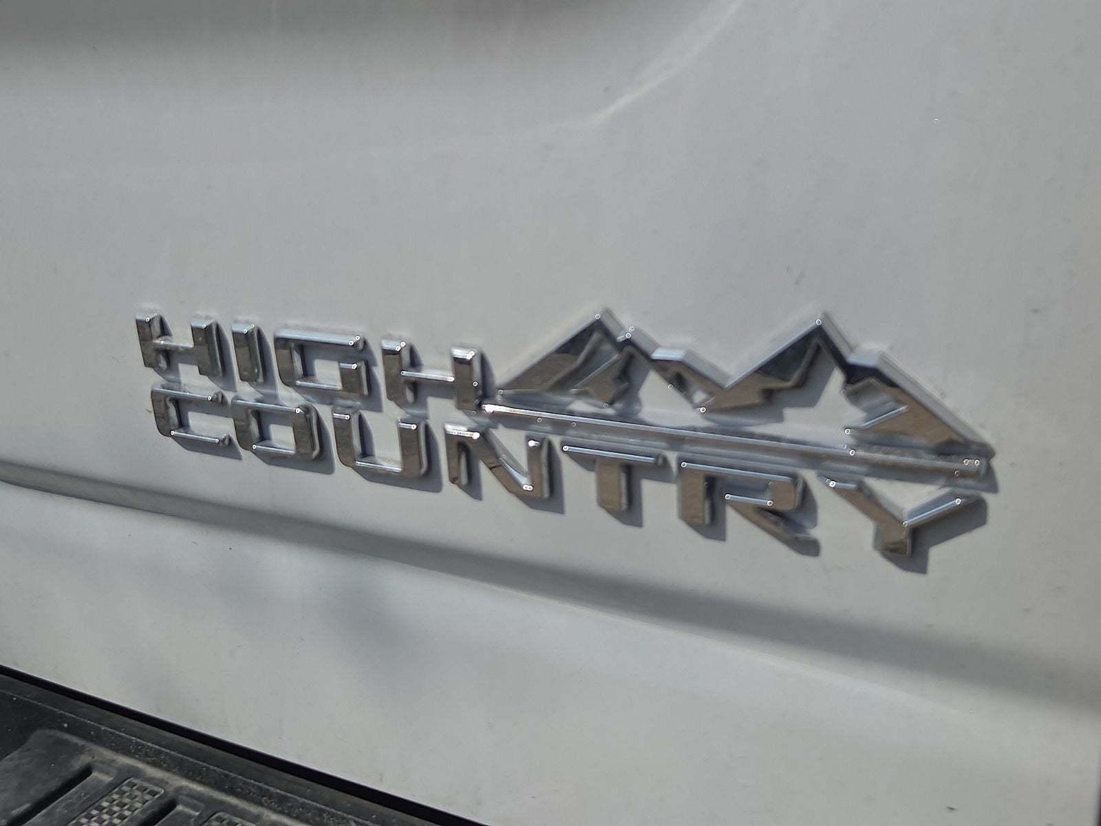 2025 Chevrolet Silverado 2500HD 4WD Crew Cab Standard Bed High Country