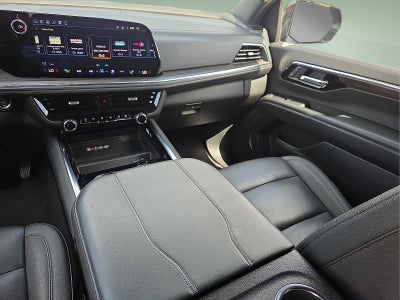 2025 Chevrolet Suburban 2WD LT