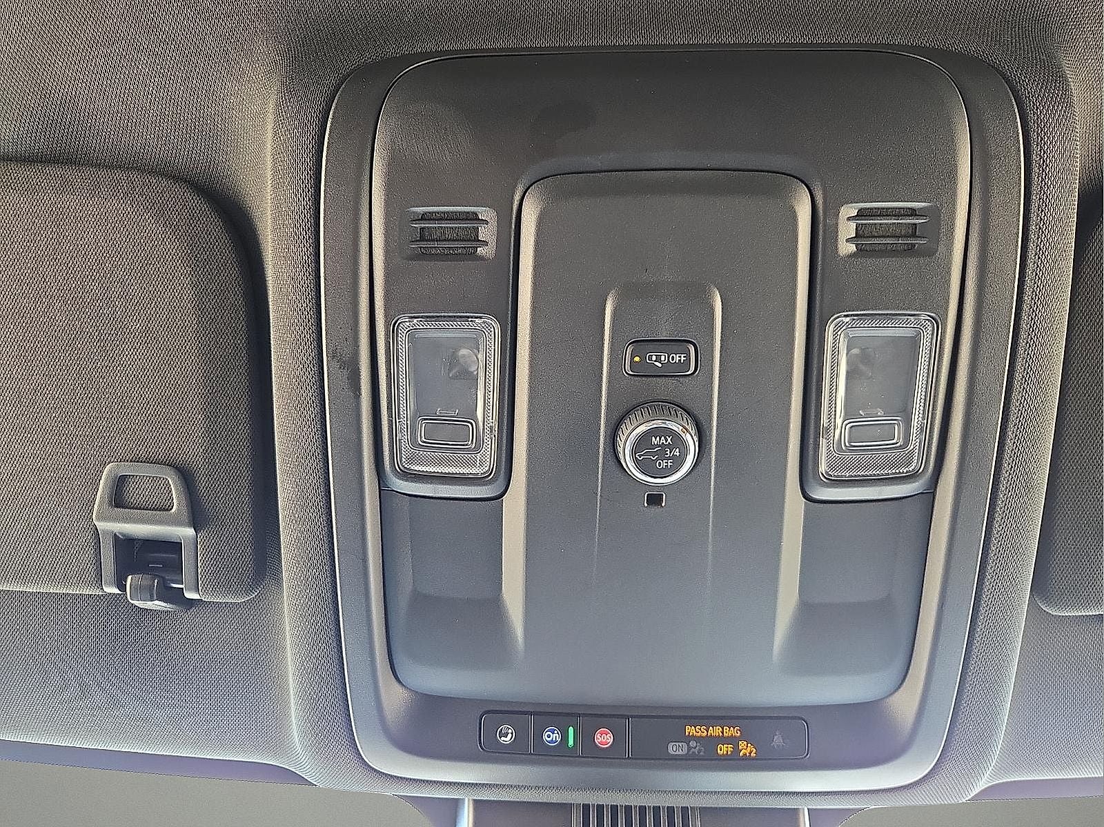 2025 Chevrolet Suburban 2WD LT