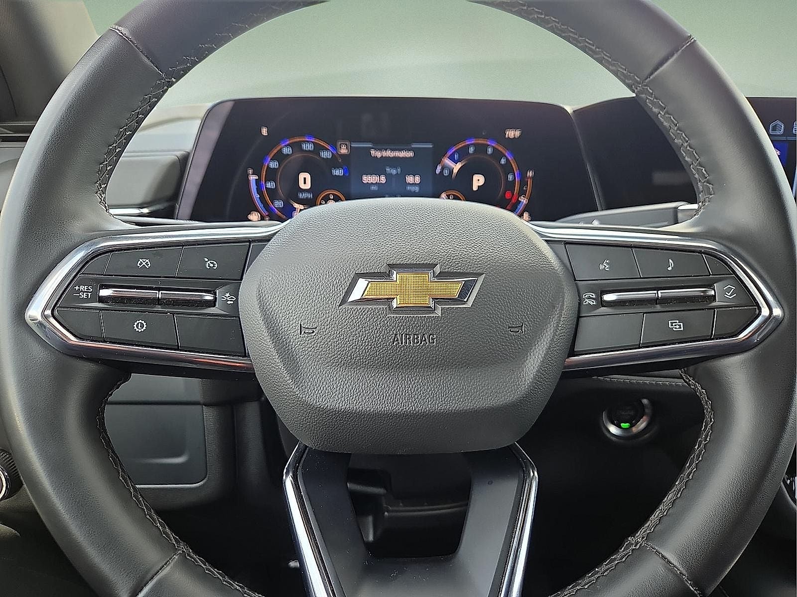 2025 Chevrolet Suburban 2WD LT
