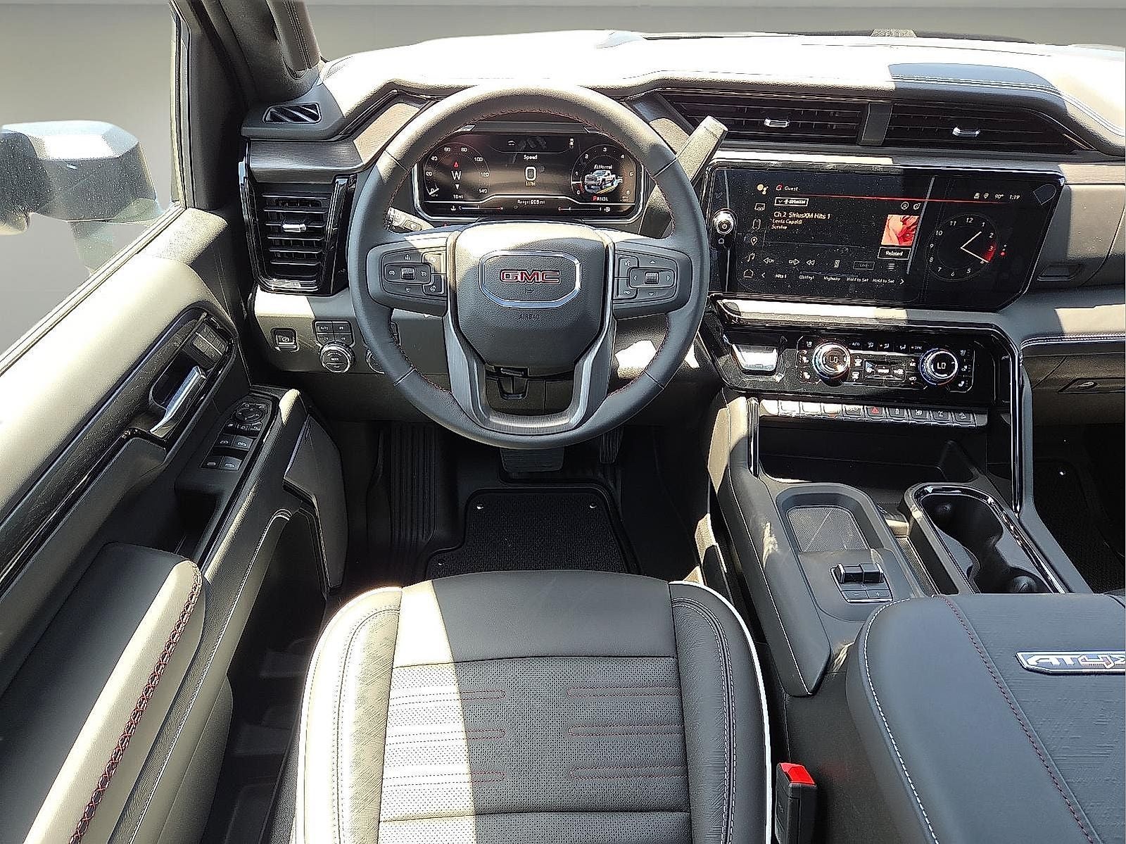 2025 GMC Sierra 2500HD 4WD Crew Cab Standard Bed AT4X