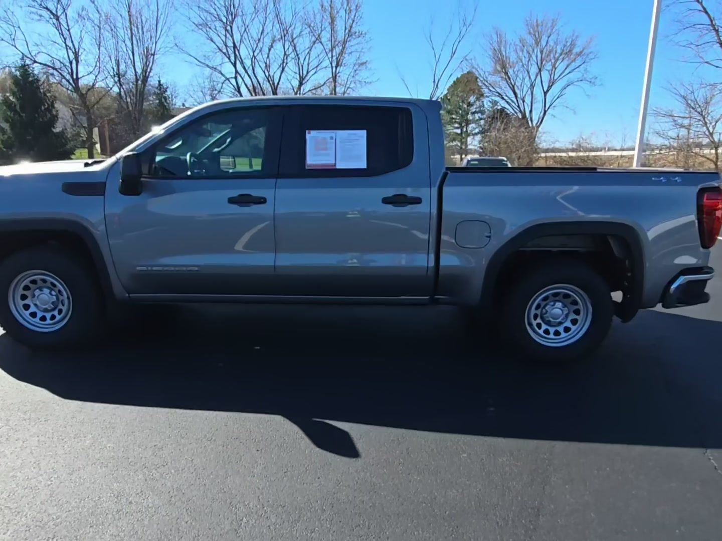 2023 GMC Sierra 1500 4WD Crew Cab Short Box Pro