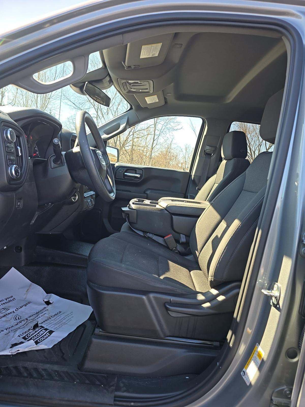 2023 GMC Sierra 1500 4WD Crew Cab Short Box Pro