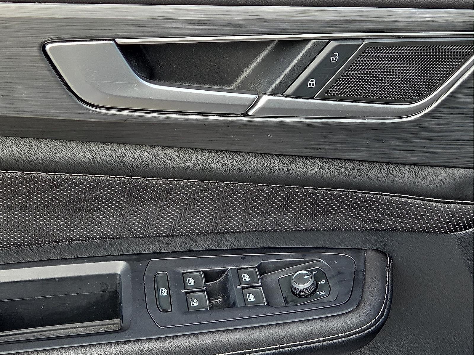 2024 Volkswagen Atlas Cross Sport 2.0T SE