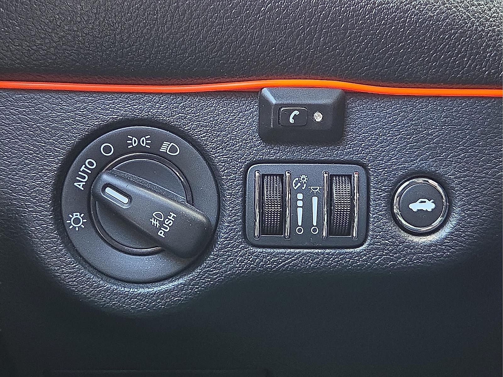 2015 Dodge Challenger R/T Plus