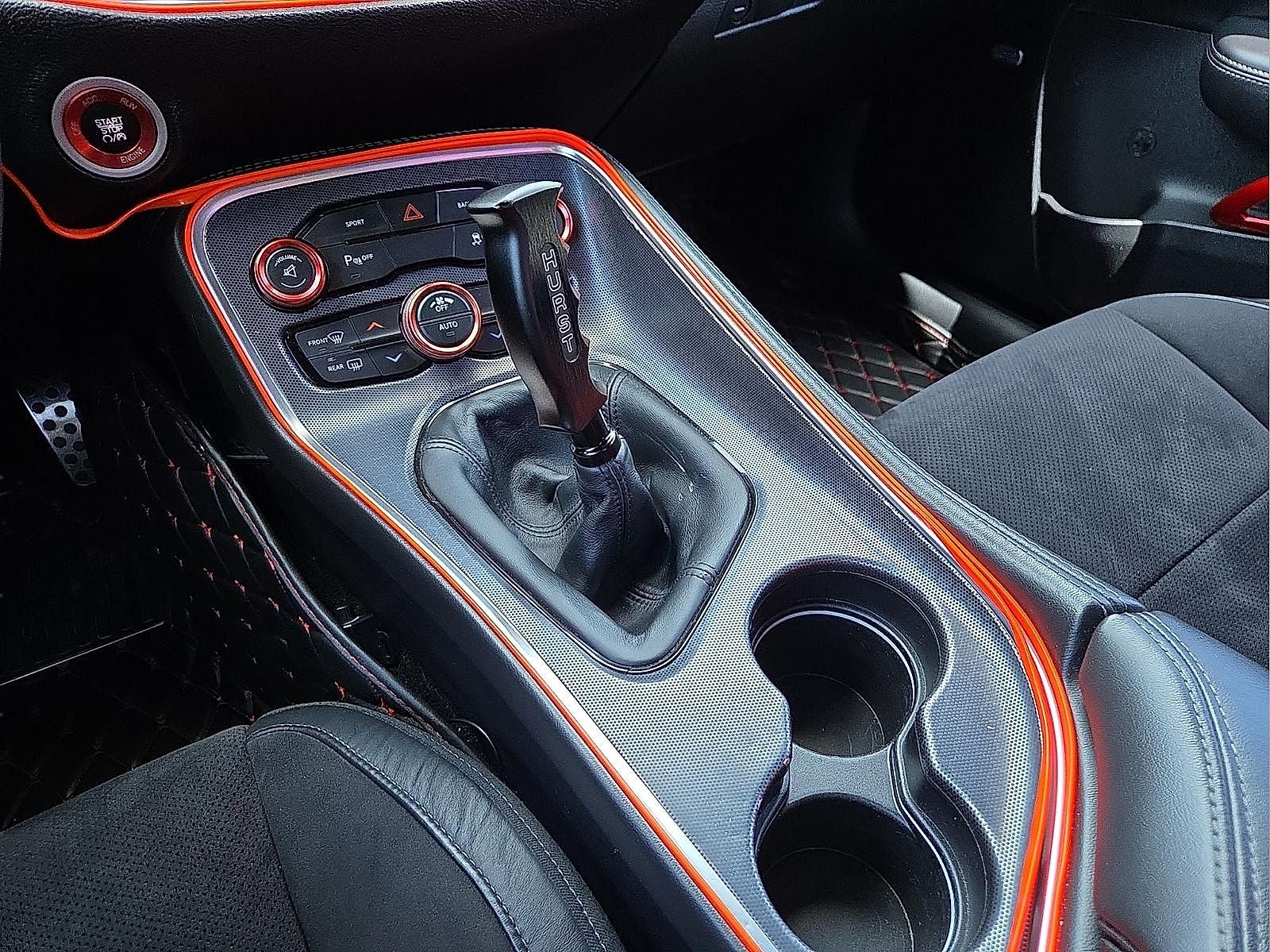 2015 Dodge Challenger R/T Plus