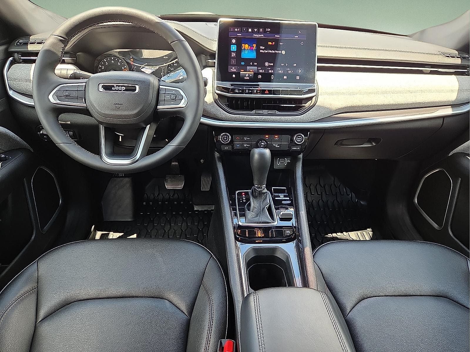 2024 Jeep Compass Latitude Lux FWD