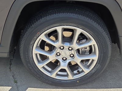 2024 Jeep Compass Latitude Lux FWD