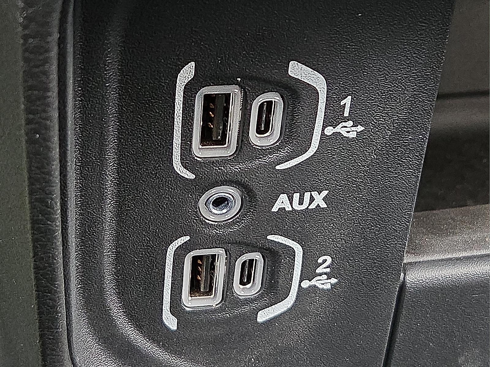 2024 RAM 3500 Tradesman Crew Cab 4x4 6'4' Box