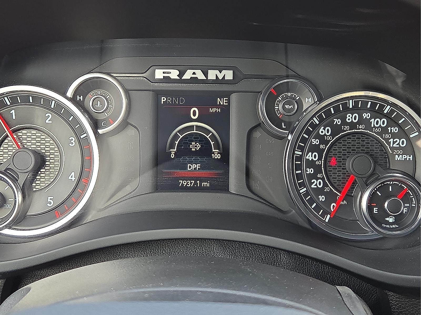 2024 RAM 3500 Tradesman Crew Cab 4x4 6'4' Box