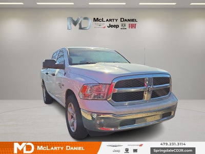 2022 RAM 1500 Classic Tradesman Crew Cab 4x4 5'7' Box