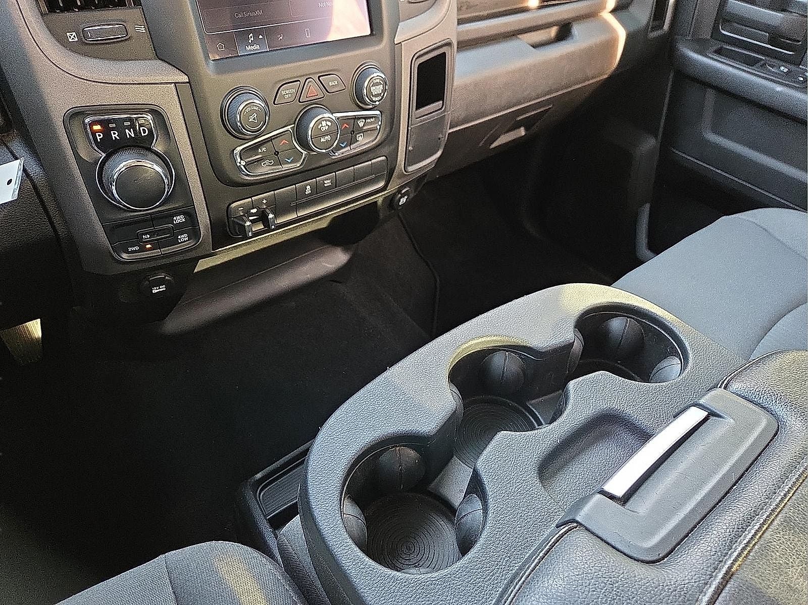 2022 RAM 1500 Classic Tradesman Crew Cab 4x4 5'7' Box