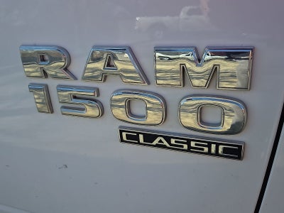 2022 RAM 1500 Classic Tradesman Crew Cab 4x4 5'7' Box