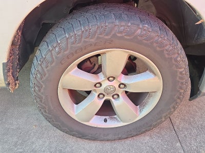 2022 RAM 1500 Classic Tradesman Crew Cab 4x4 5'7' Box