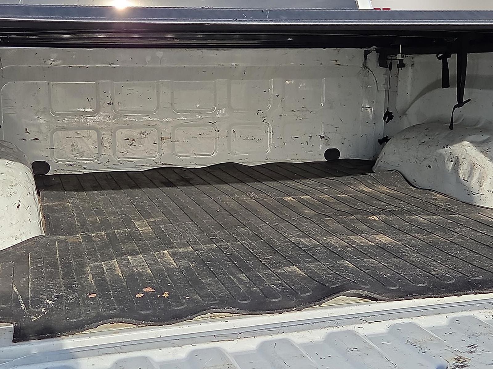 2022 RAM 1500 Classic Tradesman Crew Cab 4x4 5'7' Box