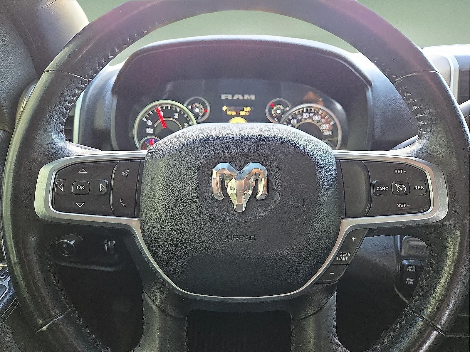 2024 RAM 2500 Big Horn Crew Cab 4x4 6'4' Box
