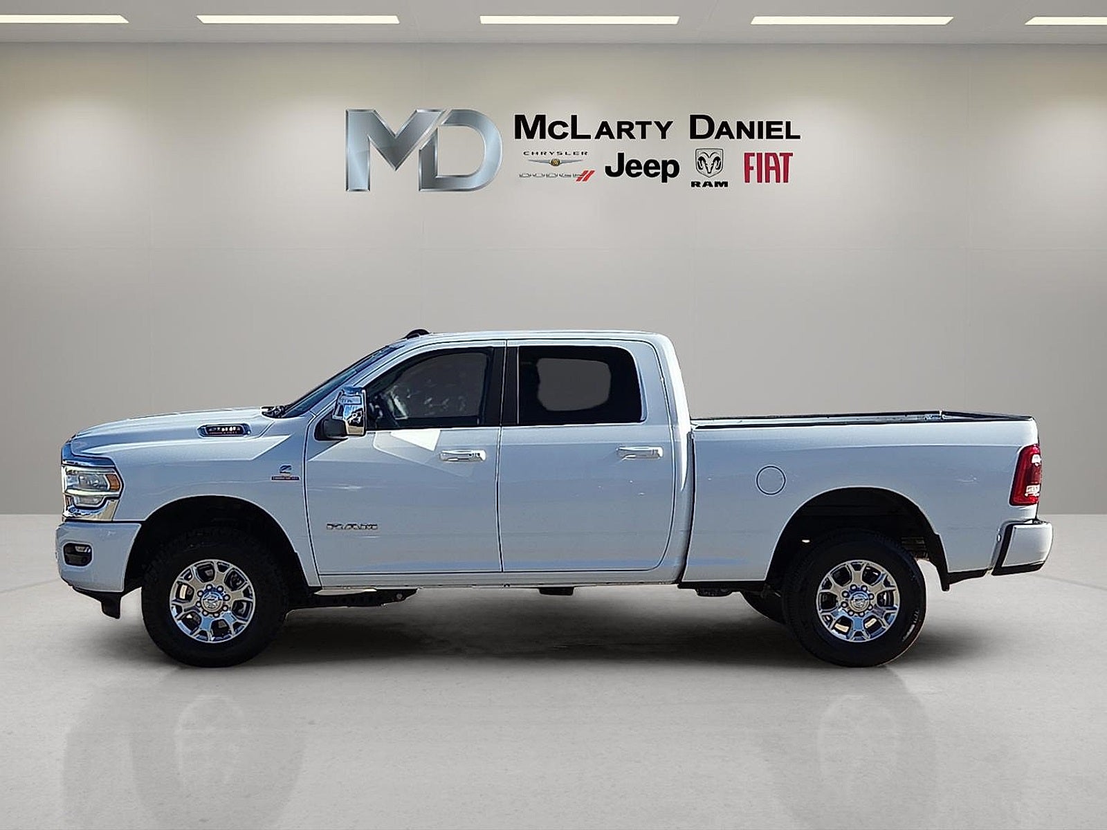 2024 RAM 2500 Laramie Crew Cab 4x4 6'4' Box
