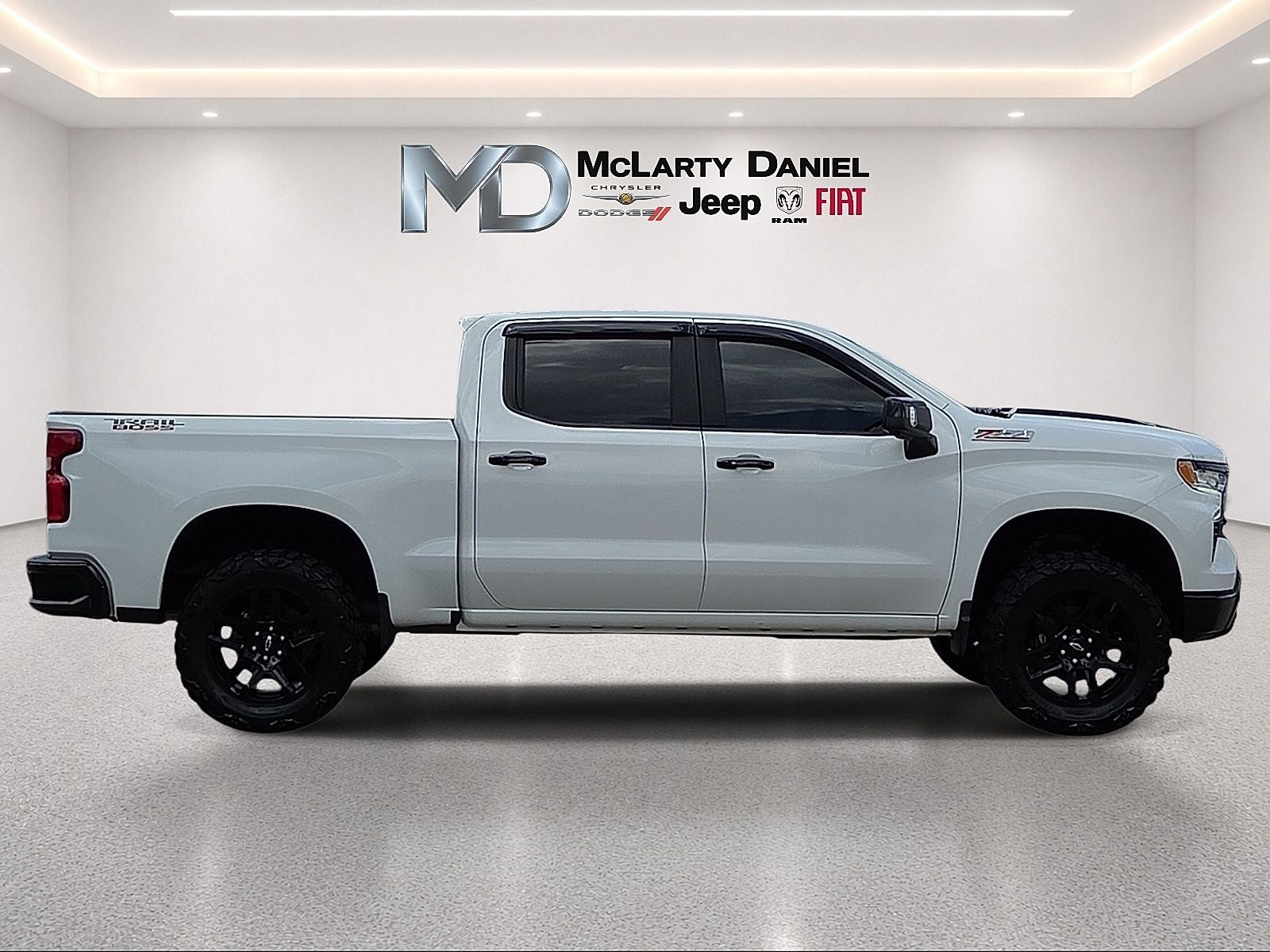 2025 Chevrolet Silverado 1500 4WD Crew Cab Short Bed LT Trail Boss