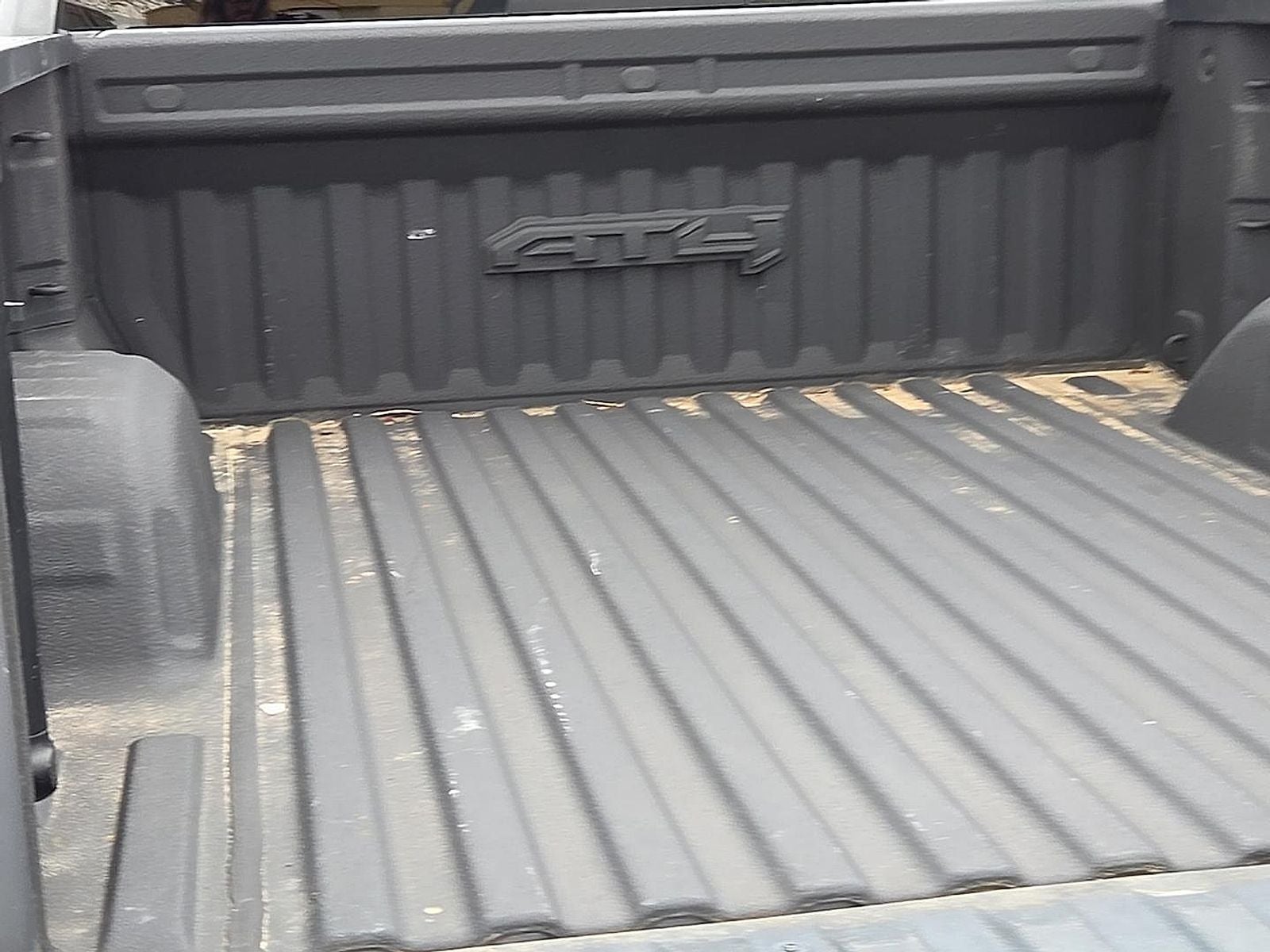 2022 GMC Sierra 1500 Limited 4WD Crew Cab Short Box AT4