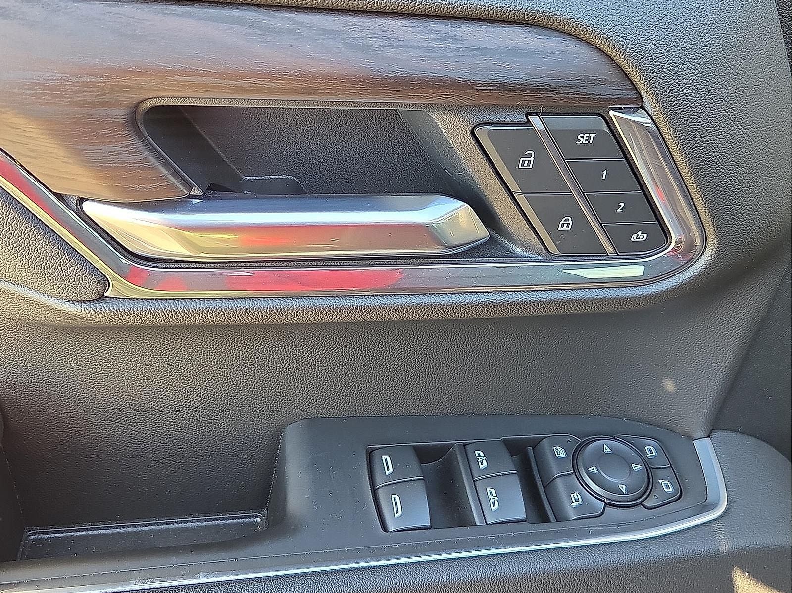 2026 GMC Sierra 1500 Crew Cab, Short Bed, SLT, 4WD