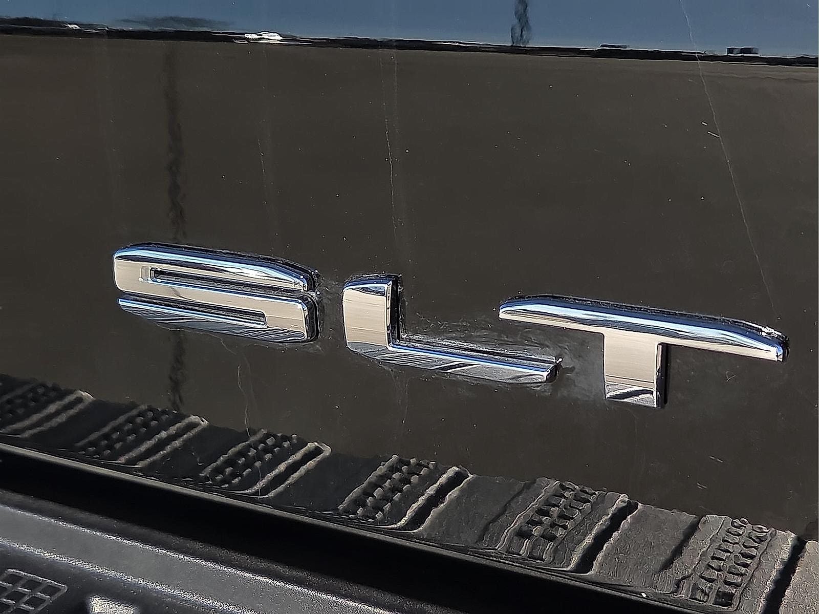 2026 GMC Sierra 1500 Crew Cab, Short Bed, SLT, 4WD