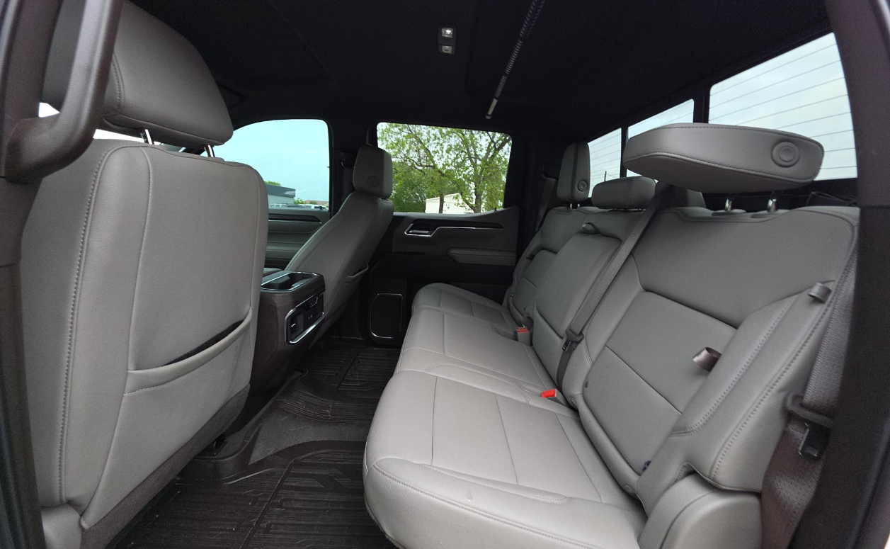 2024 GMC Sierra 1500 4WD Crew Cab Short Box SLT