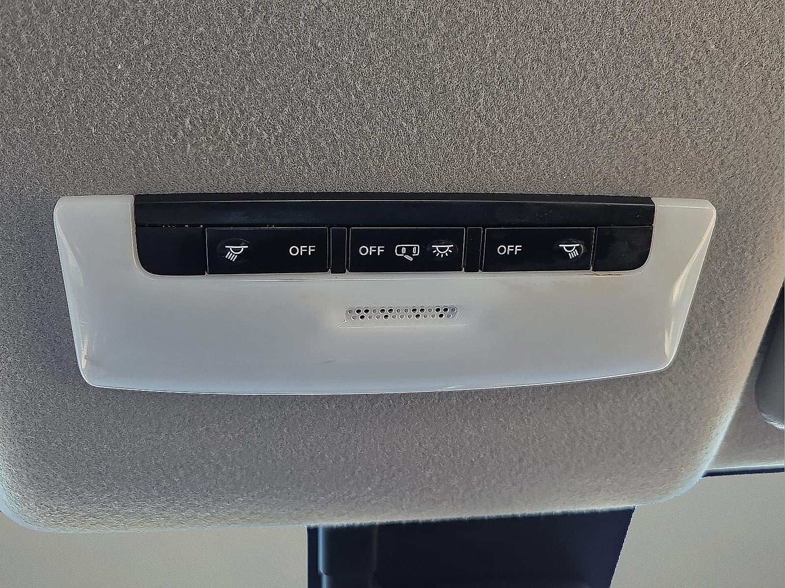 2021 Nissan Versa SR Xtronic CVT