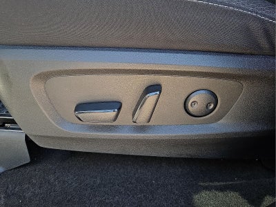 2024 Nissan Pathfinder SV FWD