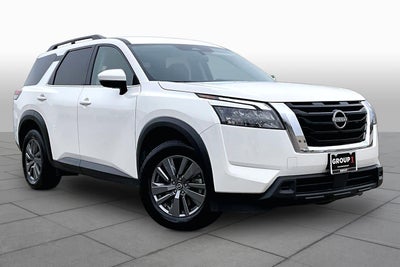 2025 Nissan Pathfinder SV FWD