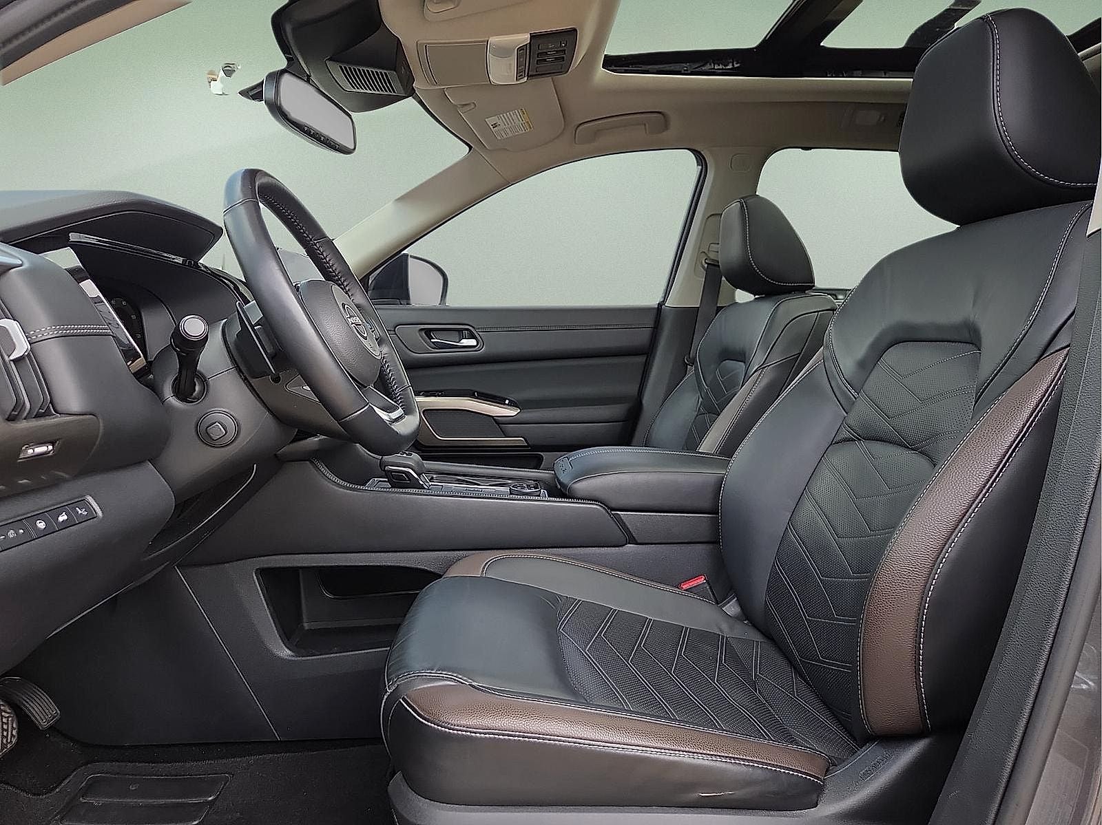 2022 Nissan Pathfinder Platinum 4WD