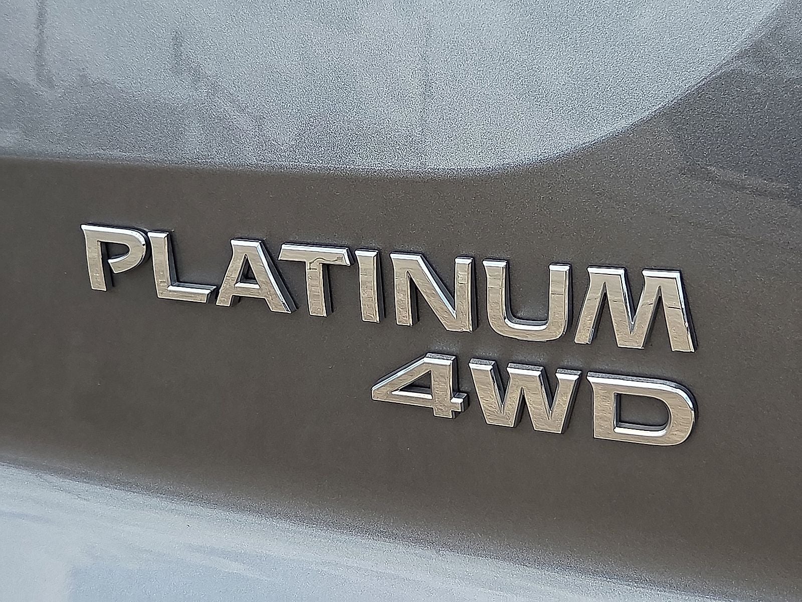 2022 Nissan Pathfinder Platinum 4WD