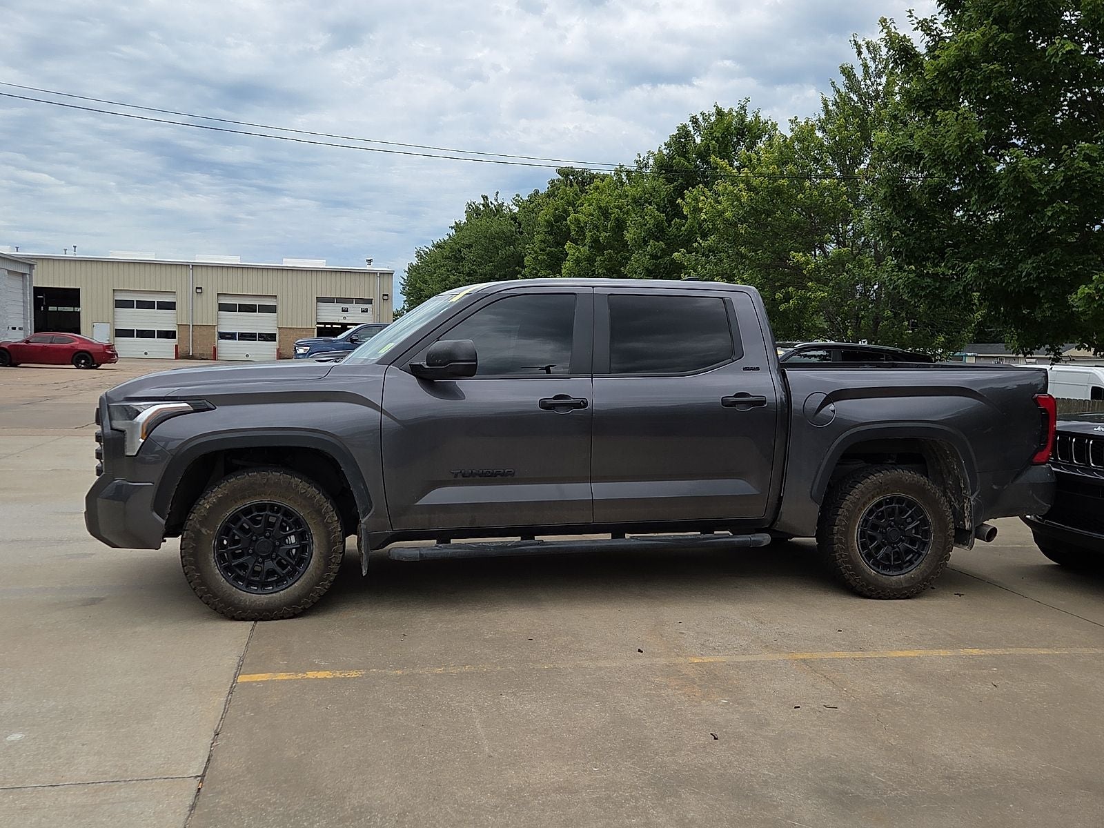 2025 Toyota Tundra SR5