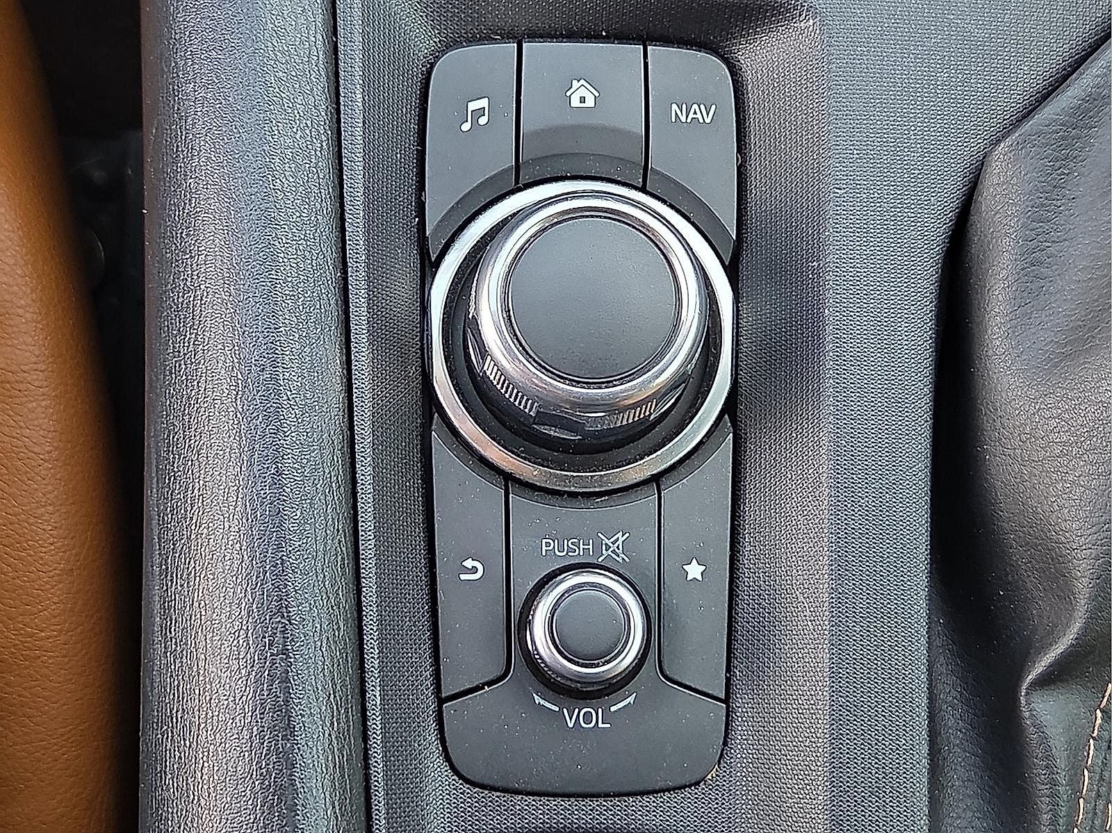 2018 FIAT 124 Spider Lusso