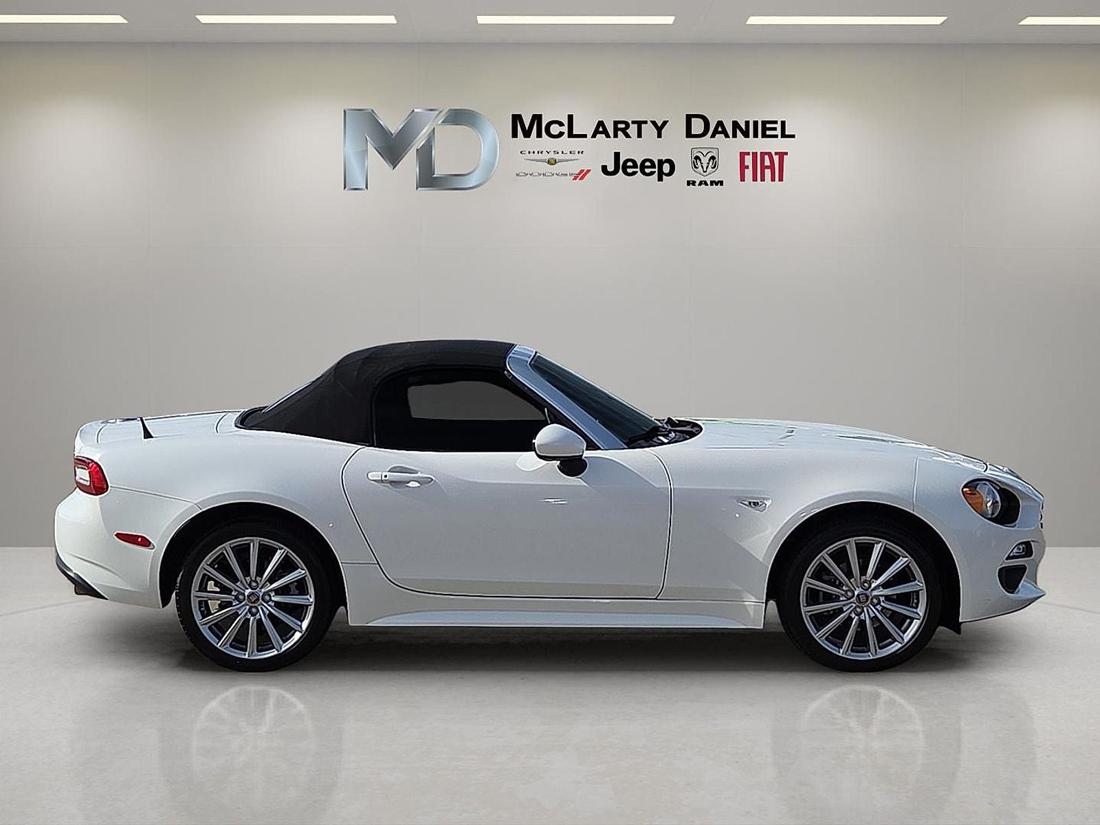 2018 FIAT 124 Spider Lusso