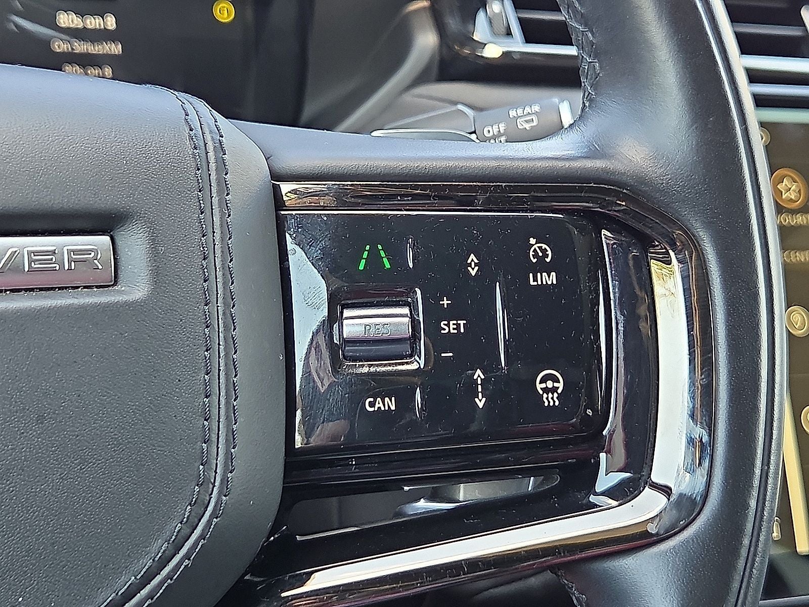 2025 Land Rover Range Rover Velar P250 Dynamic SE