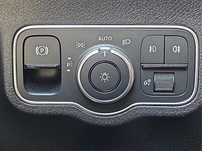 2025 Mercedes-Benz GLB 250 4MATIC®