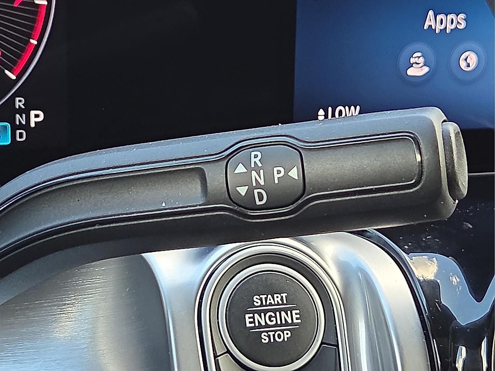 2025 Mercedes-Benz GLB 250 4MATIC®