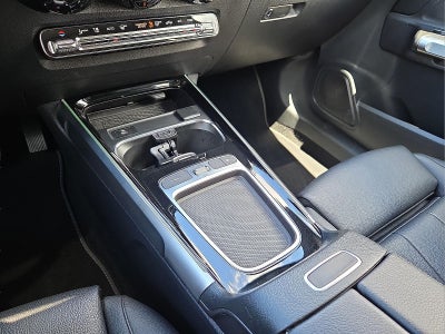 2025 Mercedes-Benz GLB 250 4MATIC®