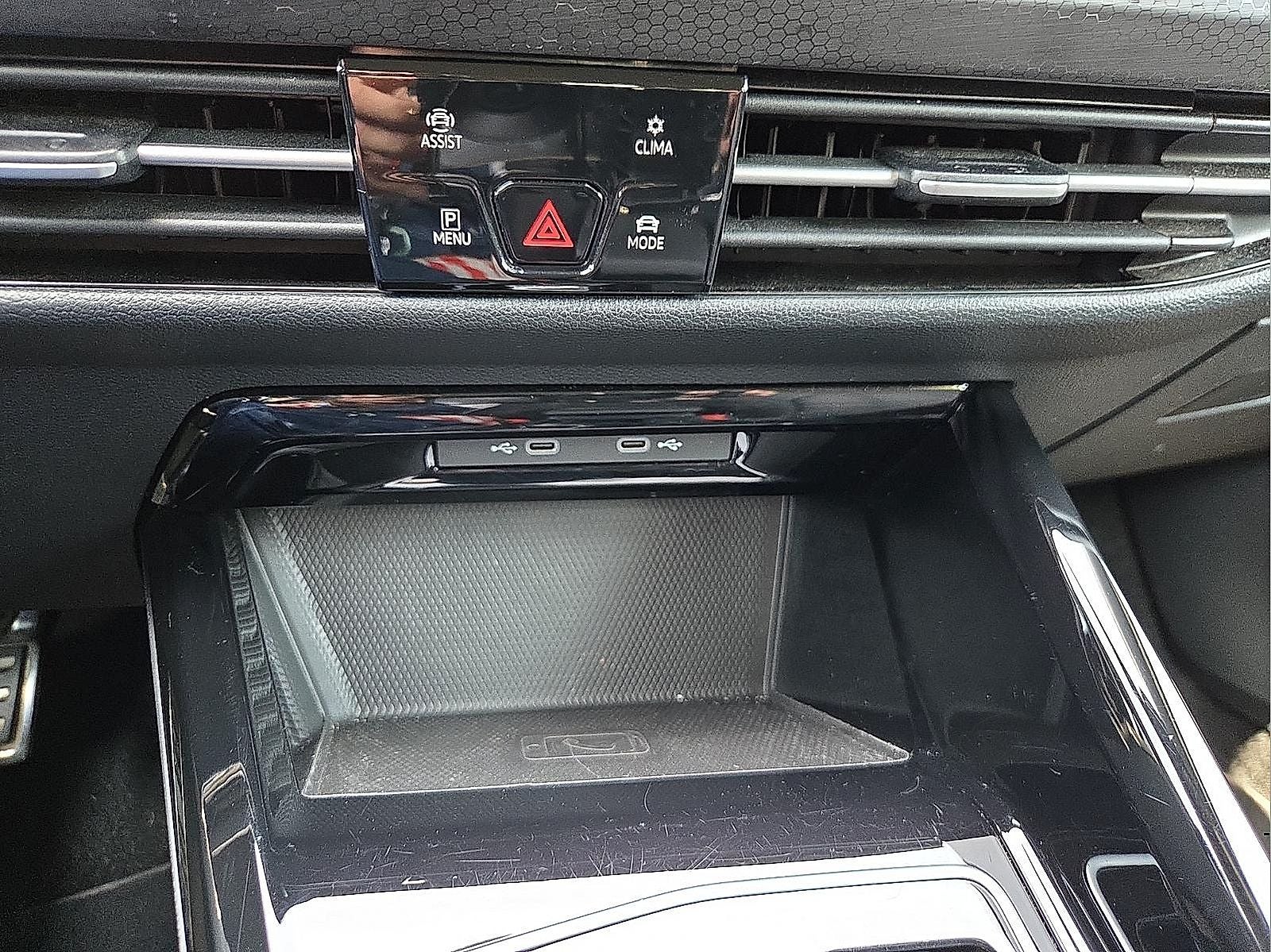 2024 Volkswagen Golf GTI 2.0T S