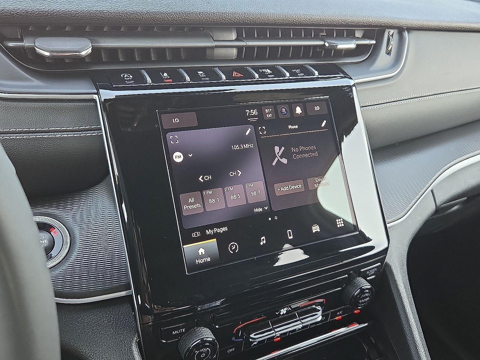 2024 Jeep Grand Cherokee Laredo X