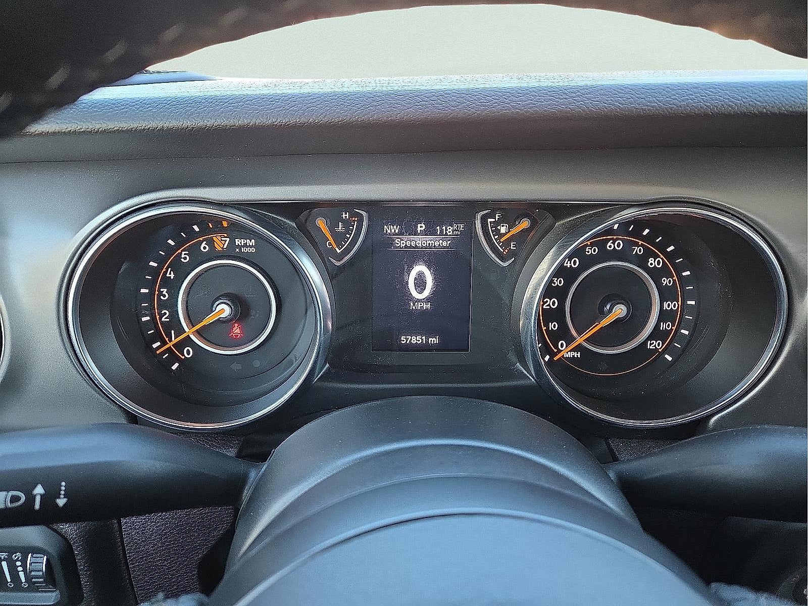 2022 Jeep Gladiator Sport